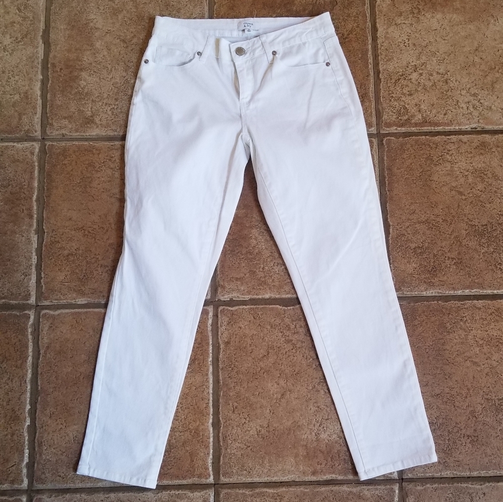 Crown & Ivy White Jeans Size 4S